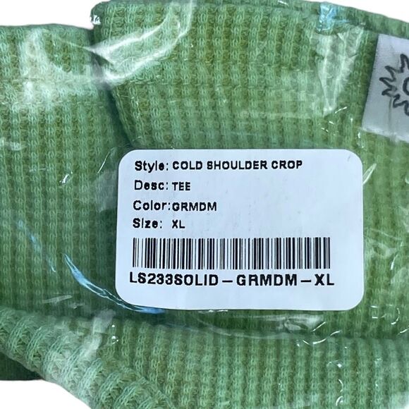 New! Daydreamer Women's Rebel Girl Cold Shoulder Thermal Crop Top Green XL NWT - Picture 9 of 13